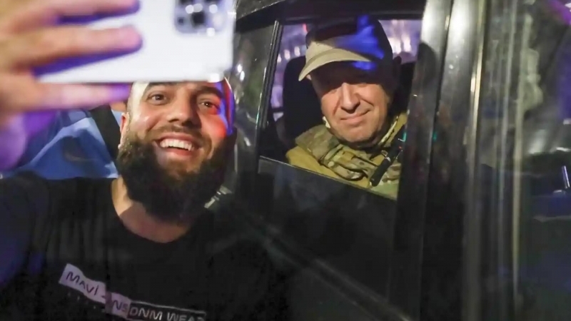 Fotografia dimineții - Evgheni Prigojin fotografiat într-un selfie înainte de a părăsi orașul Rostov pe Don. AP
