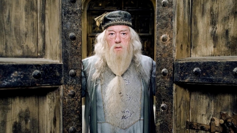 Sir Michael Gambon, actorul care a jucat în seria Harry Potter, a decedat la vârsta de 82 ani